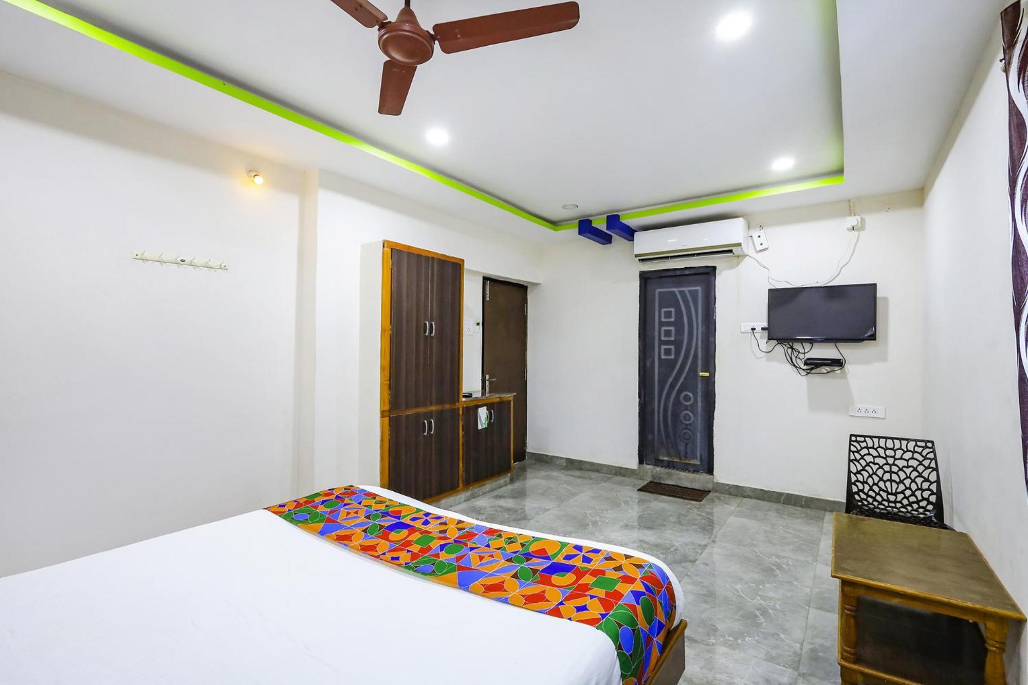 Capital O Lakshmi Residency Hotel Tirupati Exterior photo