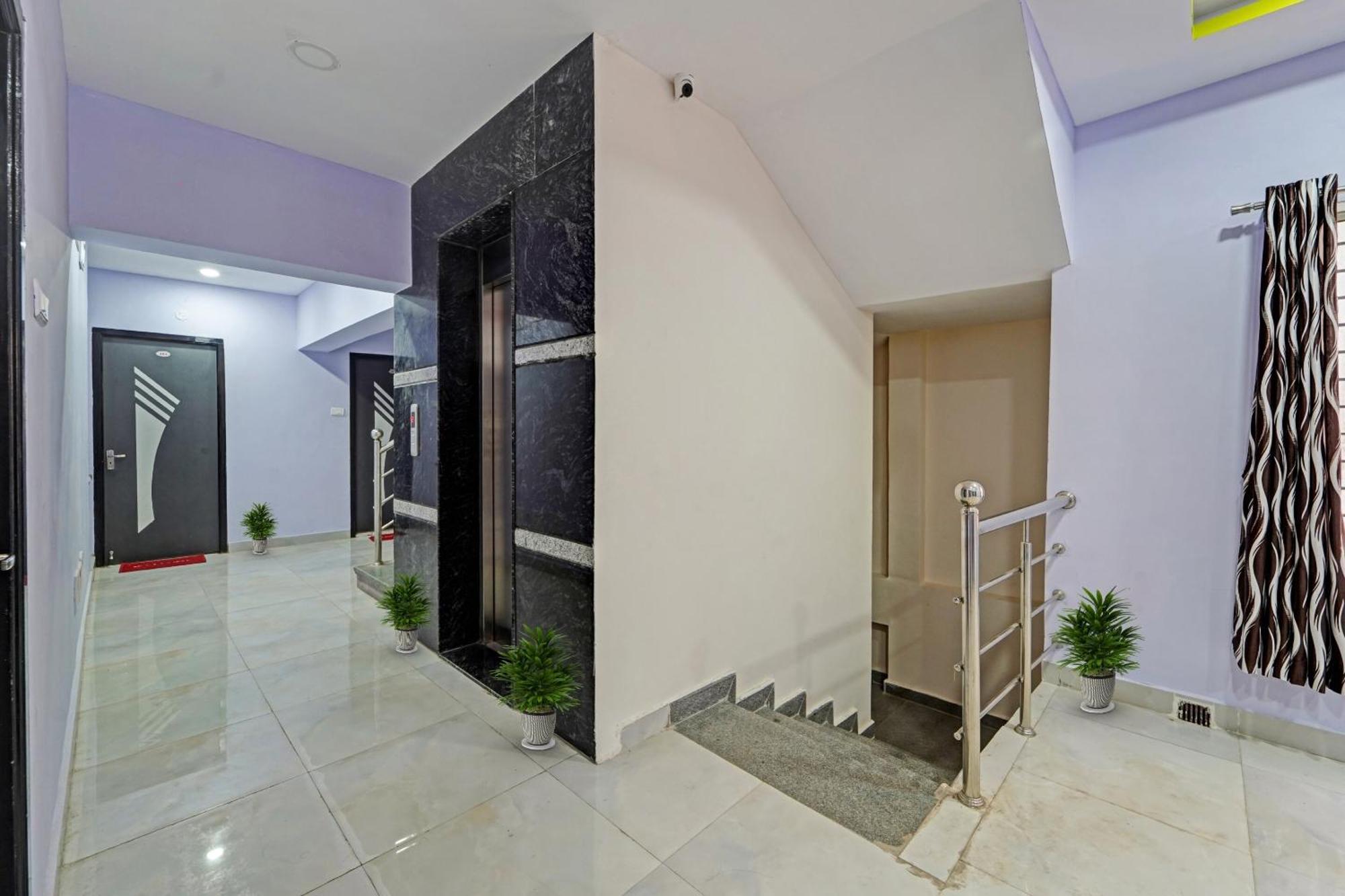 Capital O Lakshmi Residency Hotel Tirupati Exterior photo